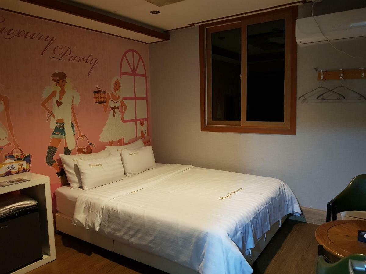 Hotel Pocheon Royal Esterno foto