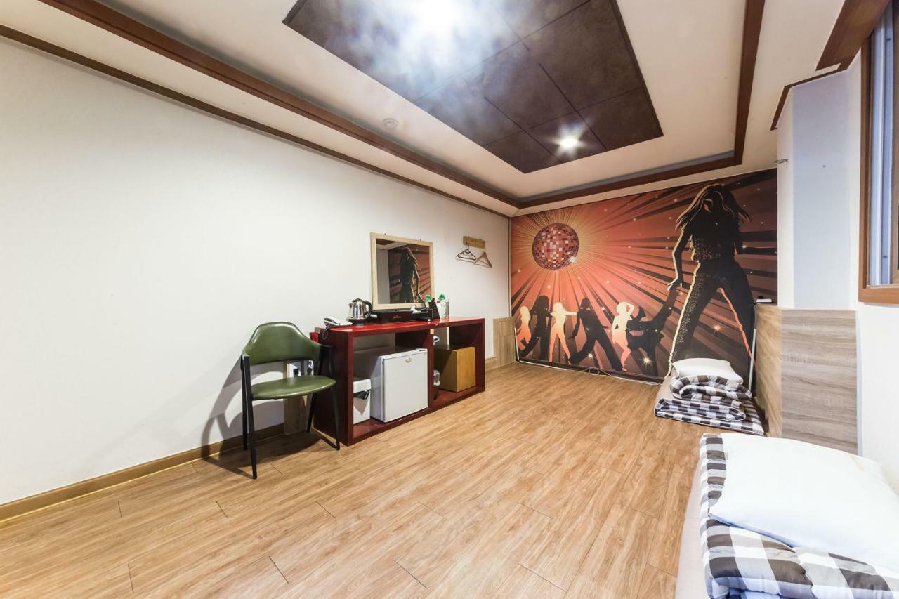 Hotel Pocheon Royal Esterno foto