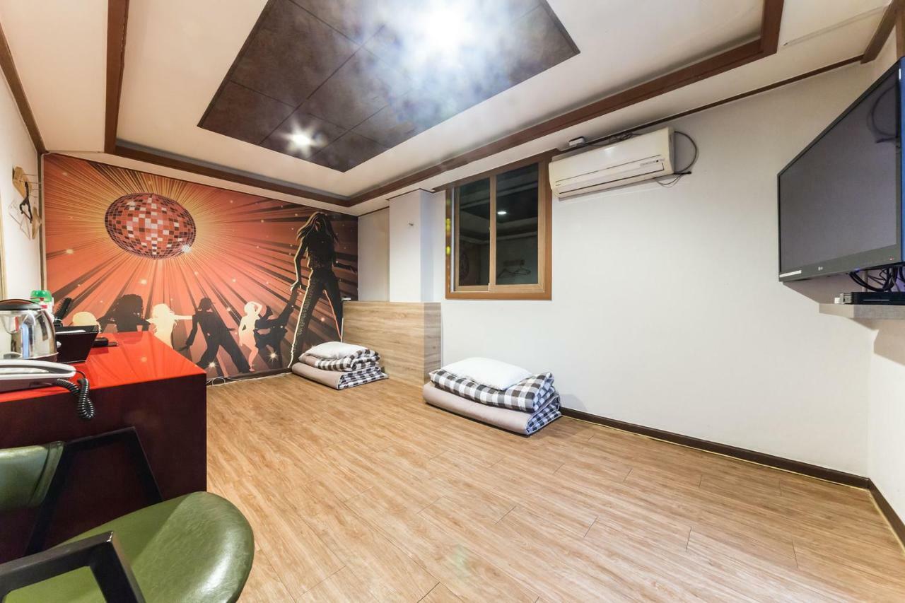 Hotel Pocheon Royal Esterno foto